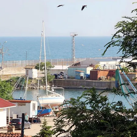 Apartment Miramar 8 *